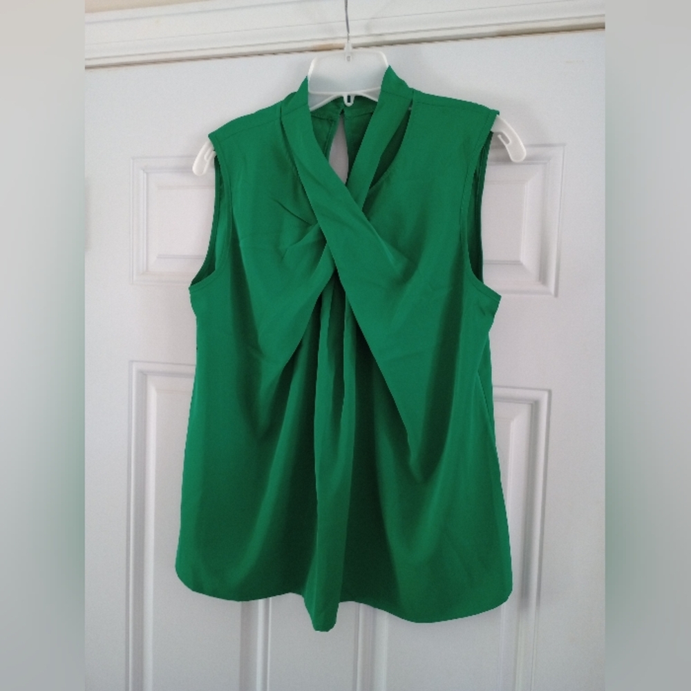 Emerald Privi Criss Cross Front Sleeveless Blouse Shein Medium